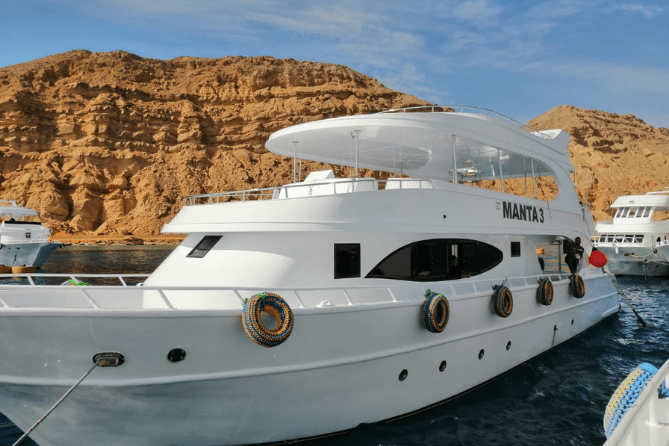 ИНДИВИДУАЛЬНАЯ VIP-ЯХТА ИЗ ШАРМ-ЭЛЬ-ШЕЙХА