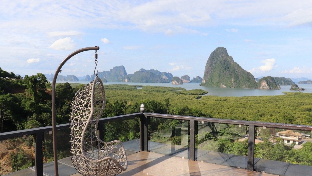 Avatar World + Hot Springs