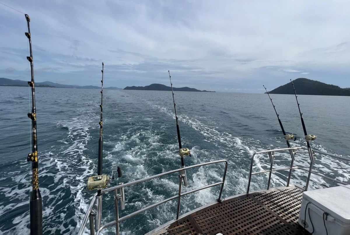 Лодка для морской рыбалки B7 (приватная экскурсия)