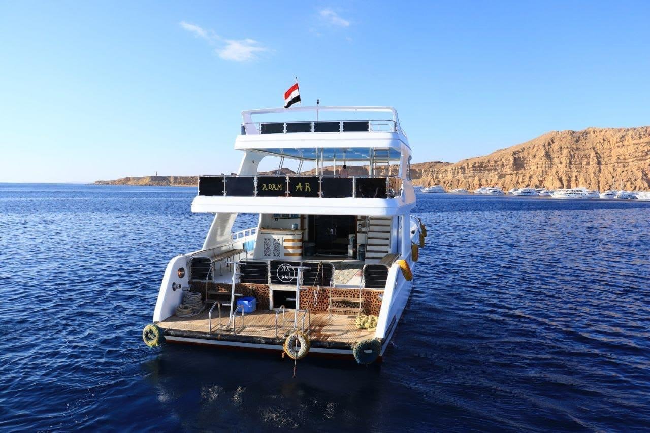 [Рас Мухамед] Вип 3-этажная яхта Египетские Мальдивы