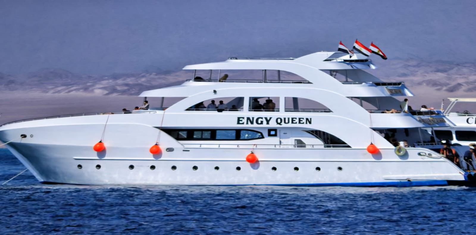 [Ras Mohammed] Yacht VIP a 4 ponti “Maldive Egiziane” «Engy Queen» con possibilità di diving
