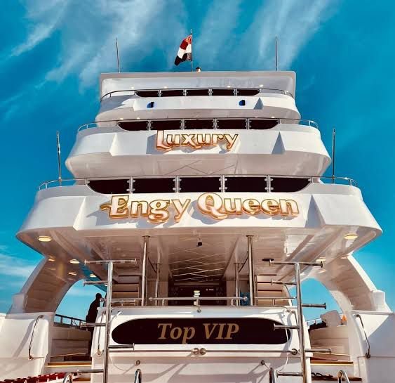 [Ras Mohammed] Yacht VIP a 4 ponti “Maldive Egiziane” «Engy Queen» con possibilità di diving