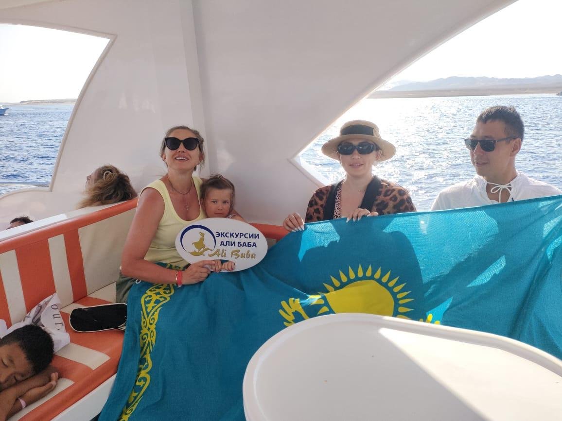 [Рас Мухамед] Вип 3-этажная яхта Египетские Мальдивы