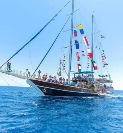 Isola Bianca [Ras Mohamed] Yacht VIP "Pirates"