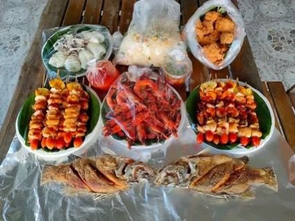 VIP Sea Fishing in Phuket at Sunrise with a Russian Guide