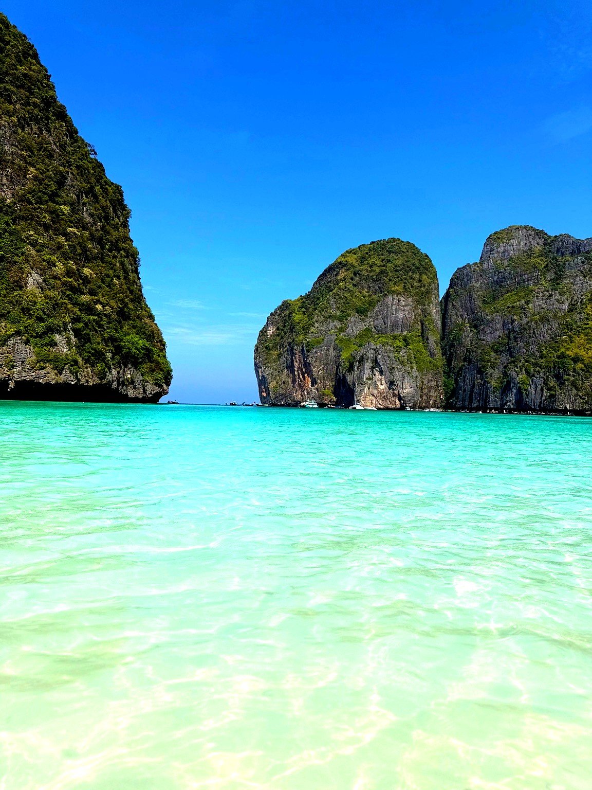 Phi Phi + Bamboo: Comfort at Sunrise