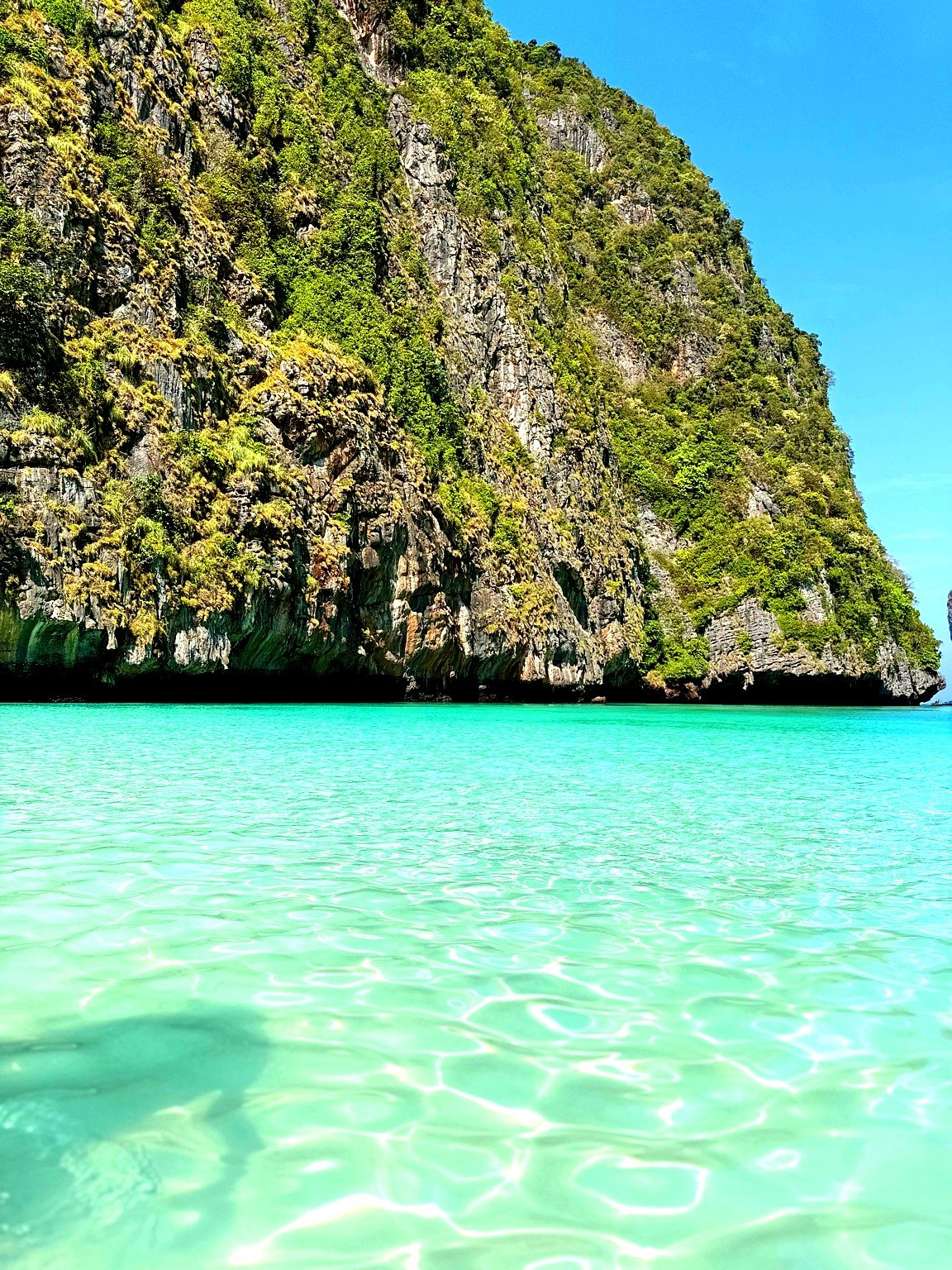 Phi Phi + Bamboo: Comfort at Sunrise