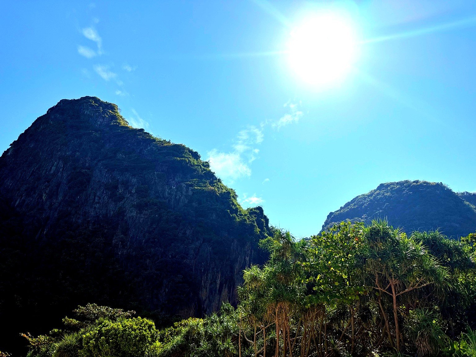 Phi Phi + Bamboo: Comfort at Sunrise