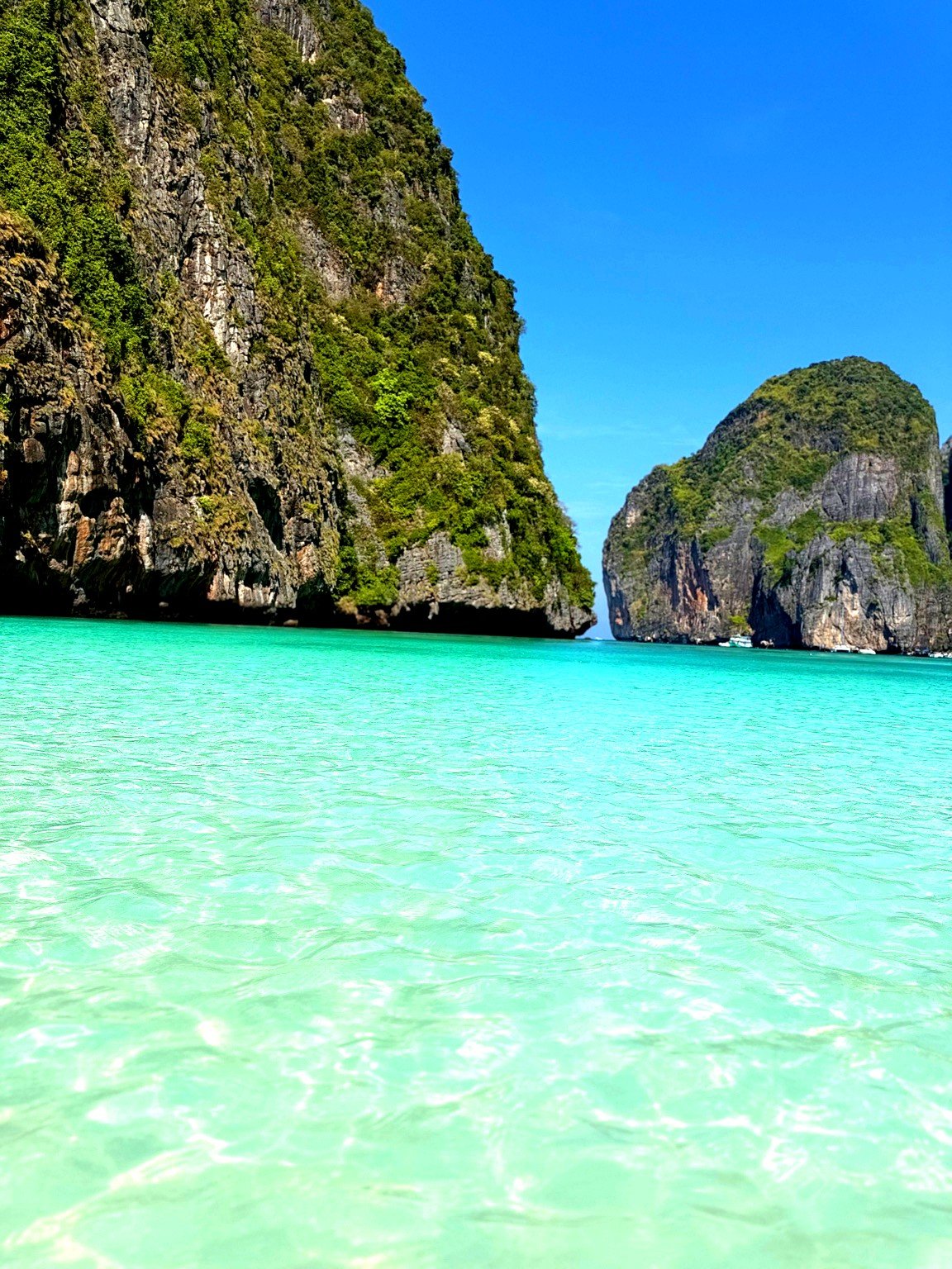 Phi Phi + Bamboo: Comfort at Sunrise