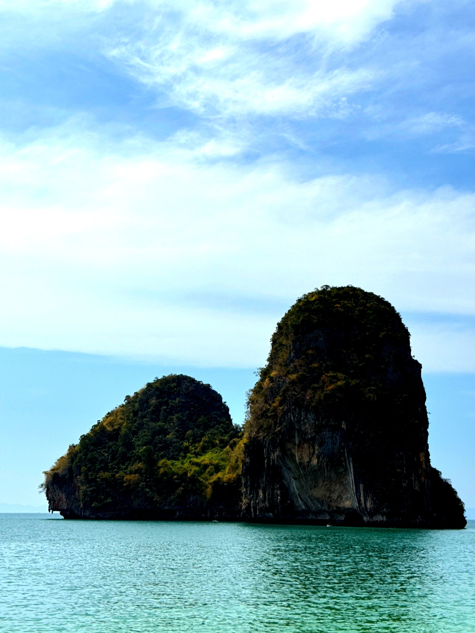 Phi Phi + Bamboo: Comfort at Sunrise