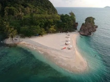 ТРОПИЧЕСКИЙ РАЙ КРАБИ