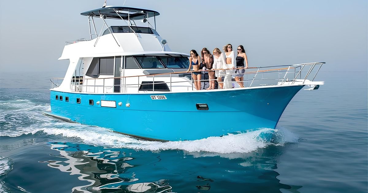 5-in-1 Sea Trip: Diving, Snorkeling, Massage, Lunch, Banana Ride in Hurghada