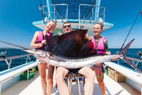 Морская рыбалка на Пхукете с рассветом с русским гидом VIP