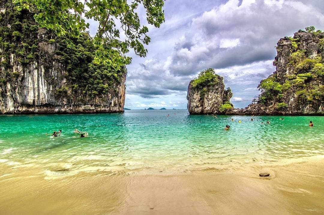 ТРОПИЧЕСКИЙ РАЙ КРАБИ